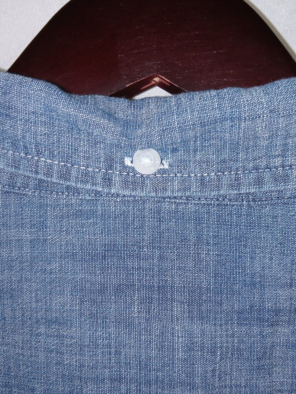 LL Bean Shirt Mens L Blue Denim Button Down Traditional Fit Chambray Outdoors - Picture 7 of 12